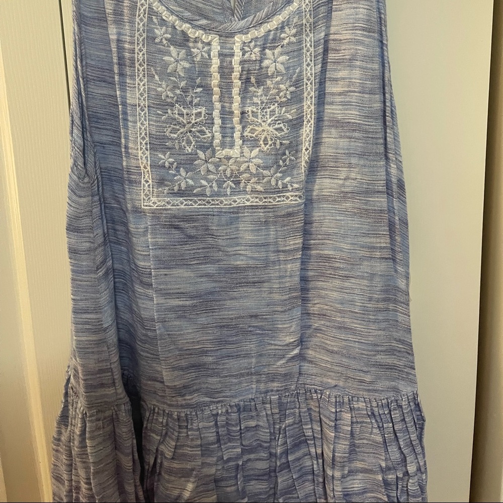 Altar’d State Size L Top